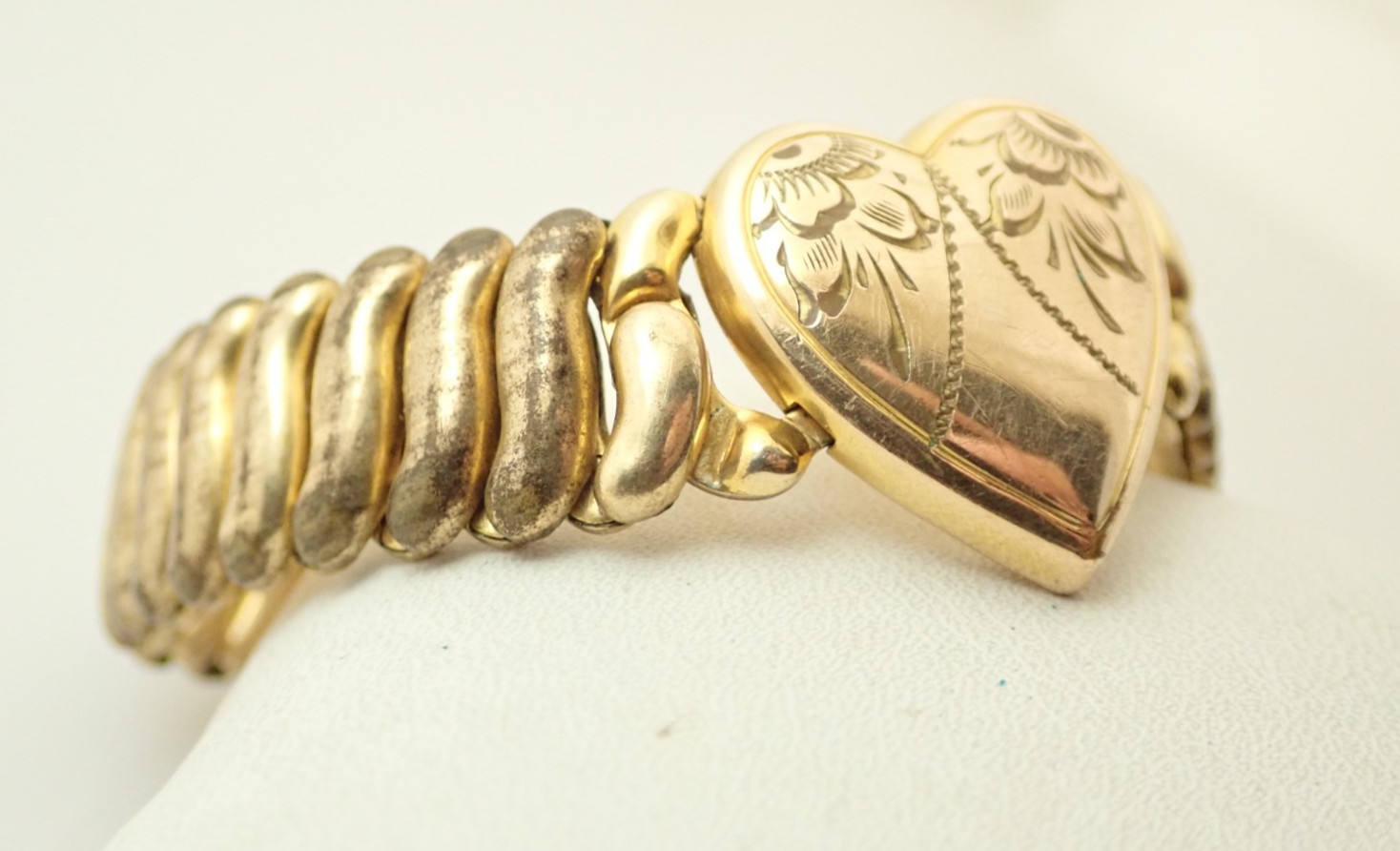 Antique Gold Filled Sweetheart Heart Expansion Expandable Stretch Bracelet