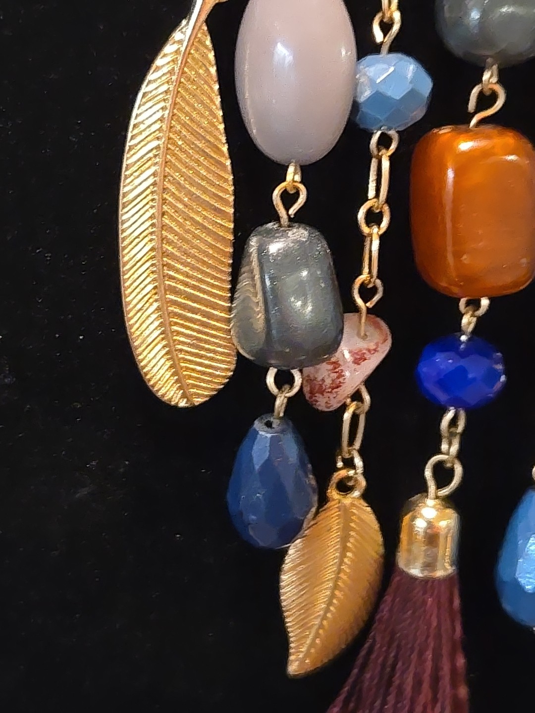VTG 18″ Boho Necklace Statement Tribal Design Multicolor Beads Feather Tassel
