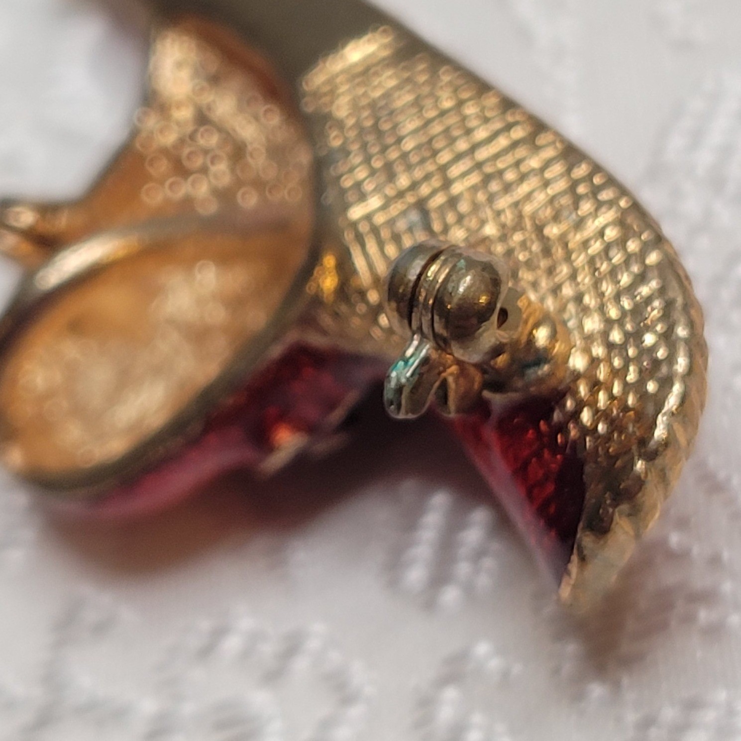 Vintage Gold Ruby Red Hat Society Brooch Enamel Floral Pendant Gift