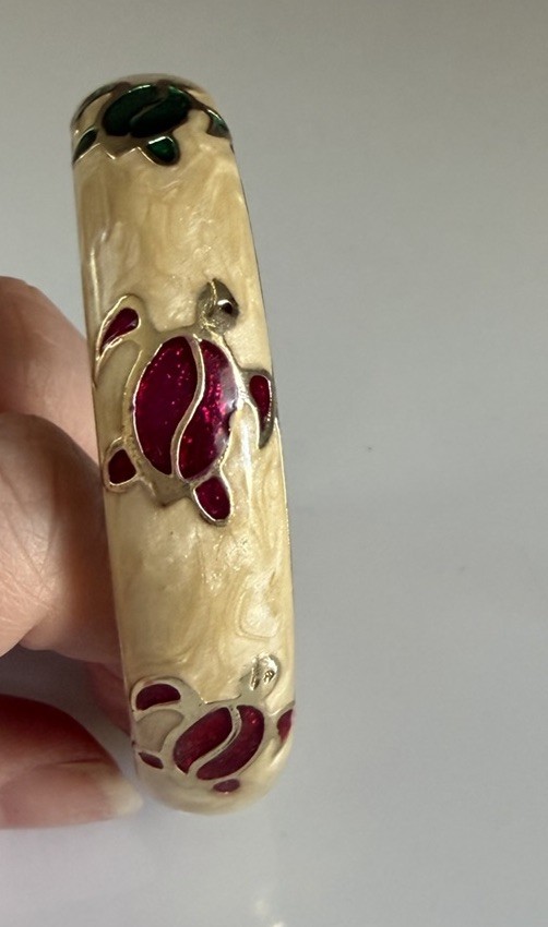 Vtg *Jui Long Xing* Ivory/ Gold Enamel Hinged Clamper Bangle Bracelet w/ Turtles