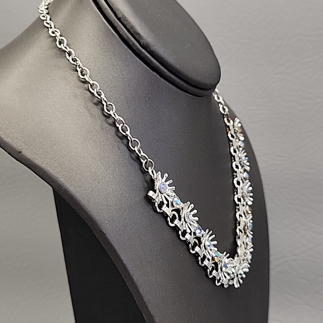 Vintage Rhinestone Necklace Flower Blue AB Glass Round Silver Tone 17.5 in