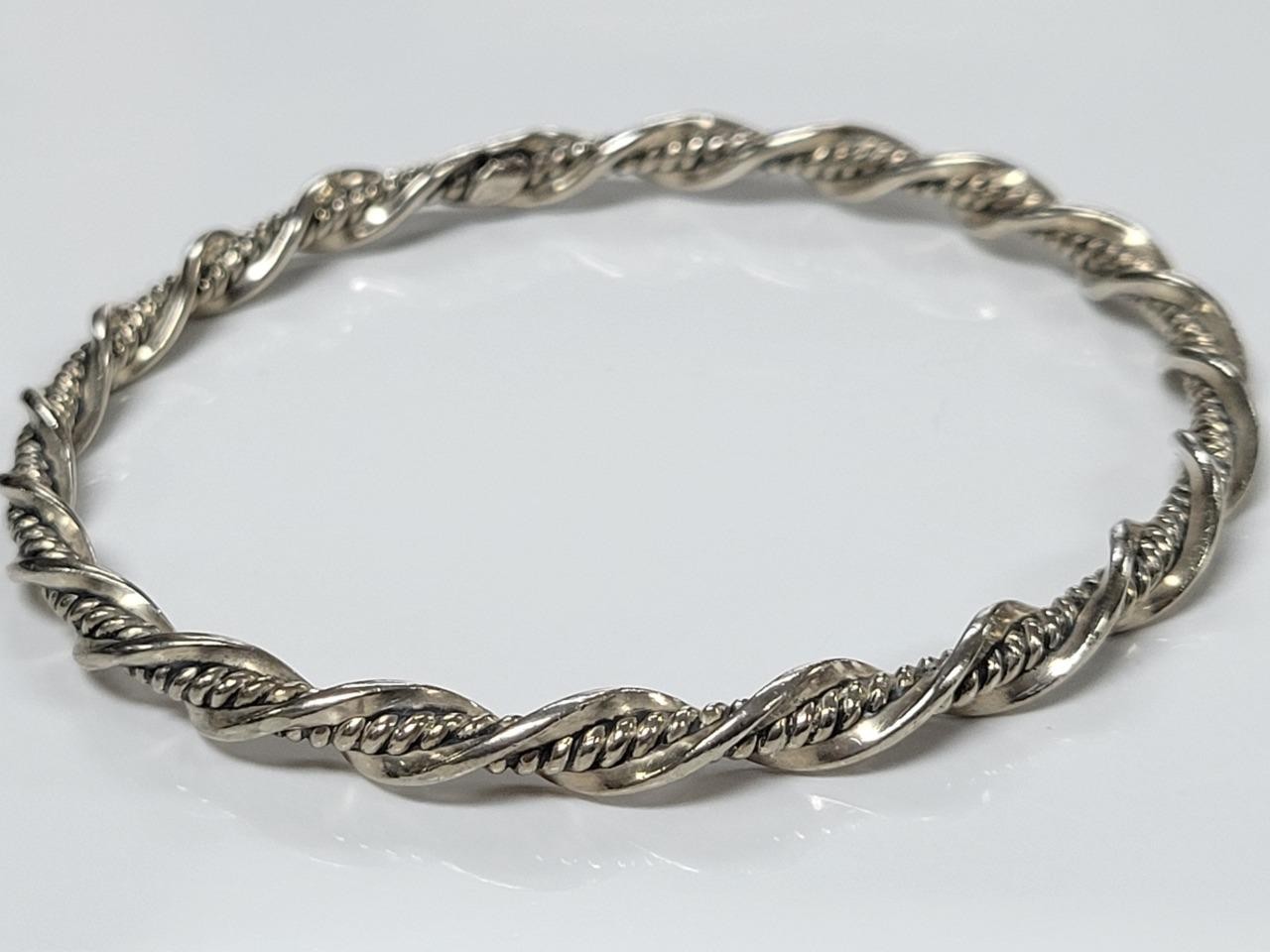 Danecraft Sterling Silver Twisted Design Bangle Bracelet ~ 8″ ~ 21.4g ~ 6-C473