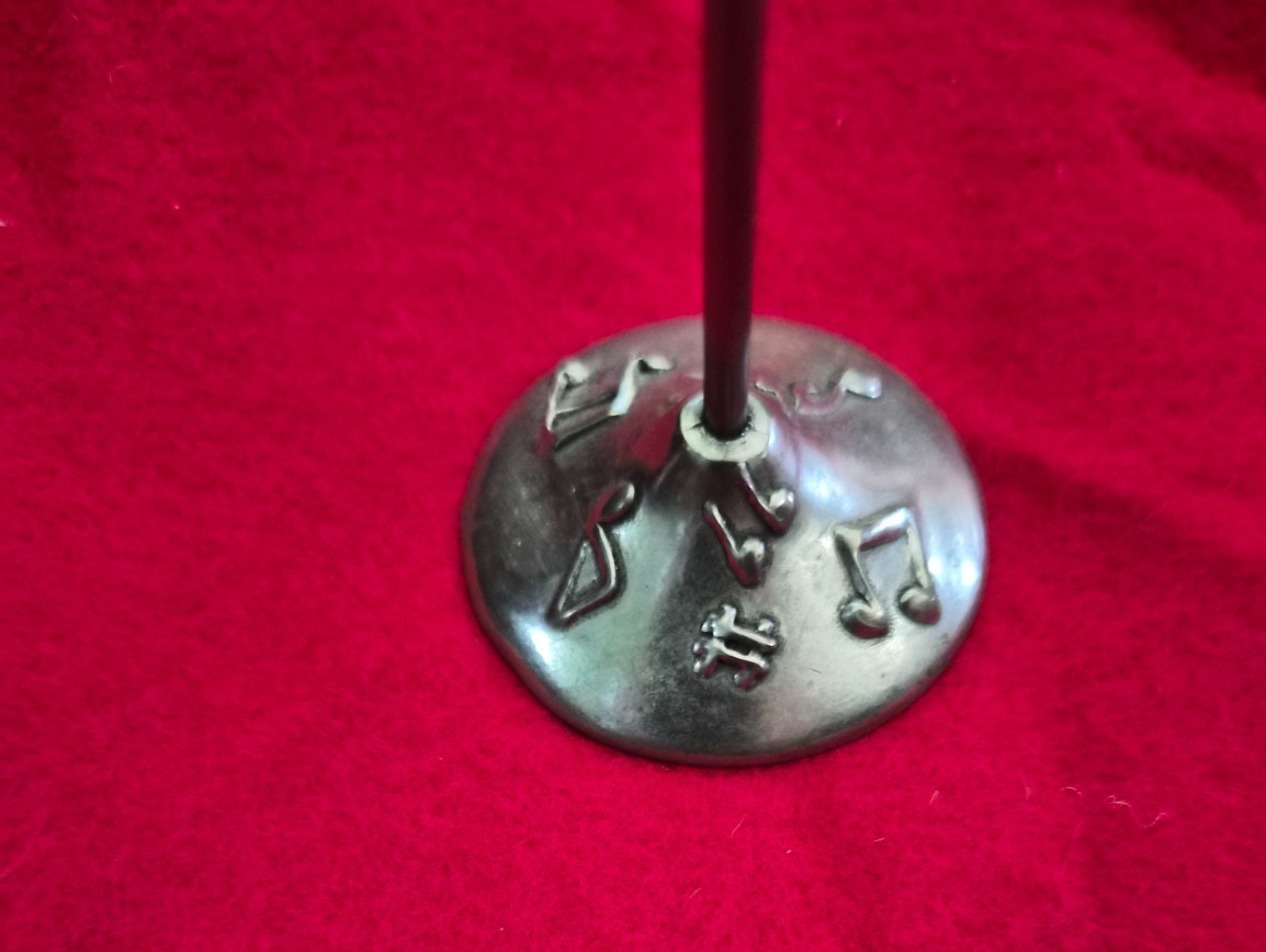 Vintage 1990 Seagull Pewter Canada Earring Stand w/ Treble Clef & Various Notes
