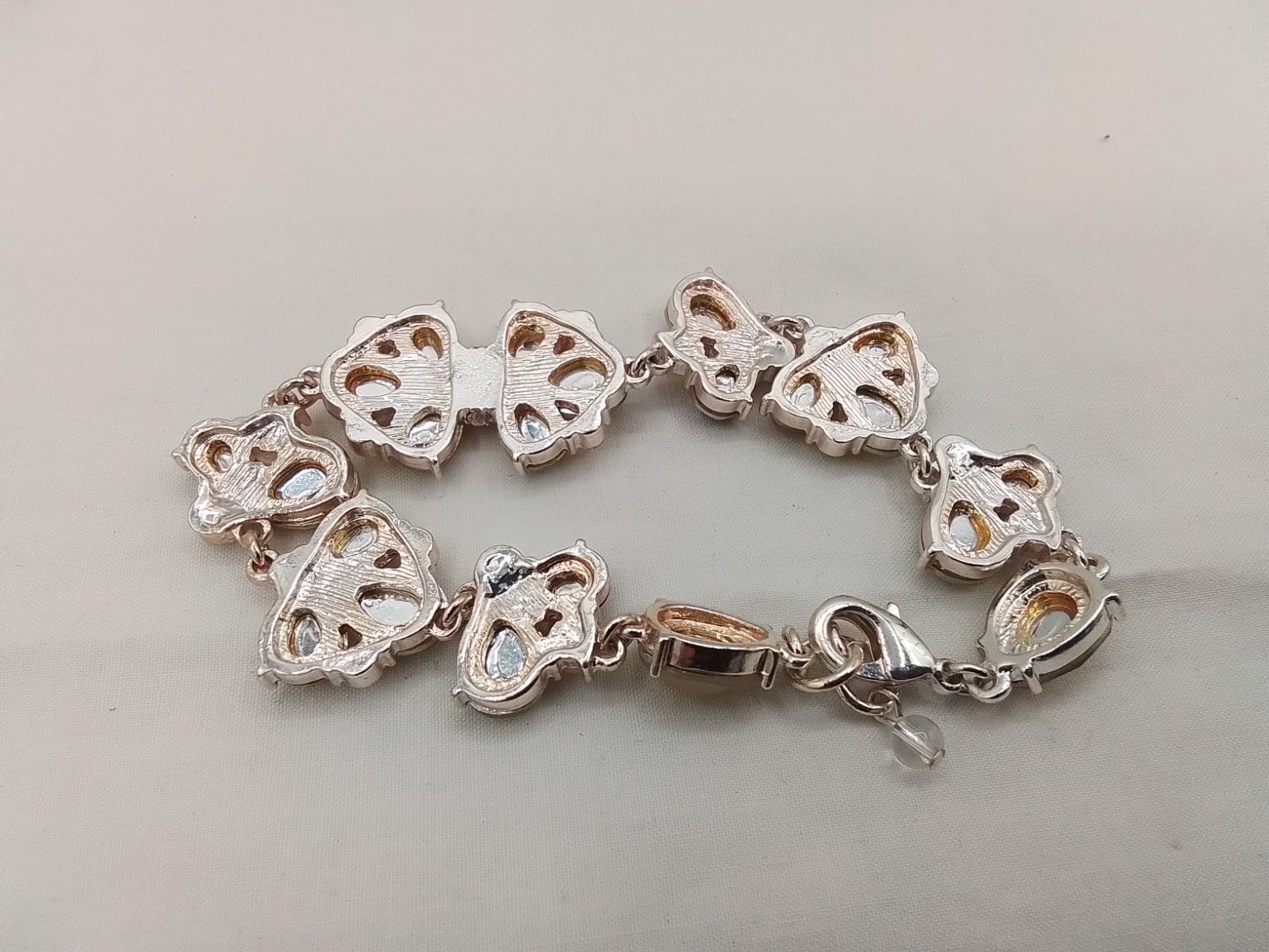 MILKY YELLOW FACETED HONEY-HUED MORPHO BUTTERFLY INSECT MOTIF TENNIS BRACELET