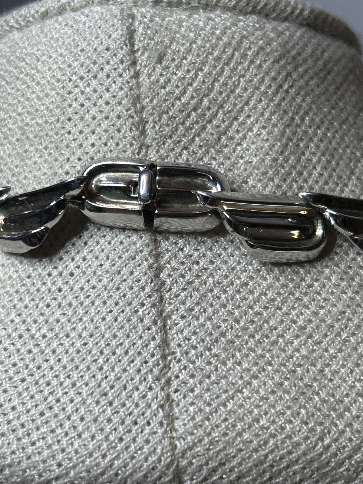 55. Silver tone Wing panel “W” in center Wonder Woman Collar Necklace 16 1/2″
