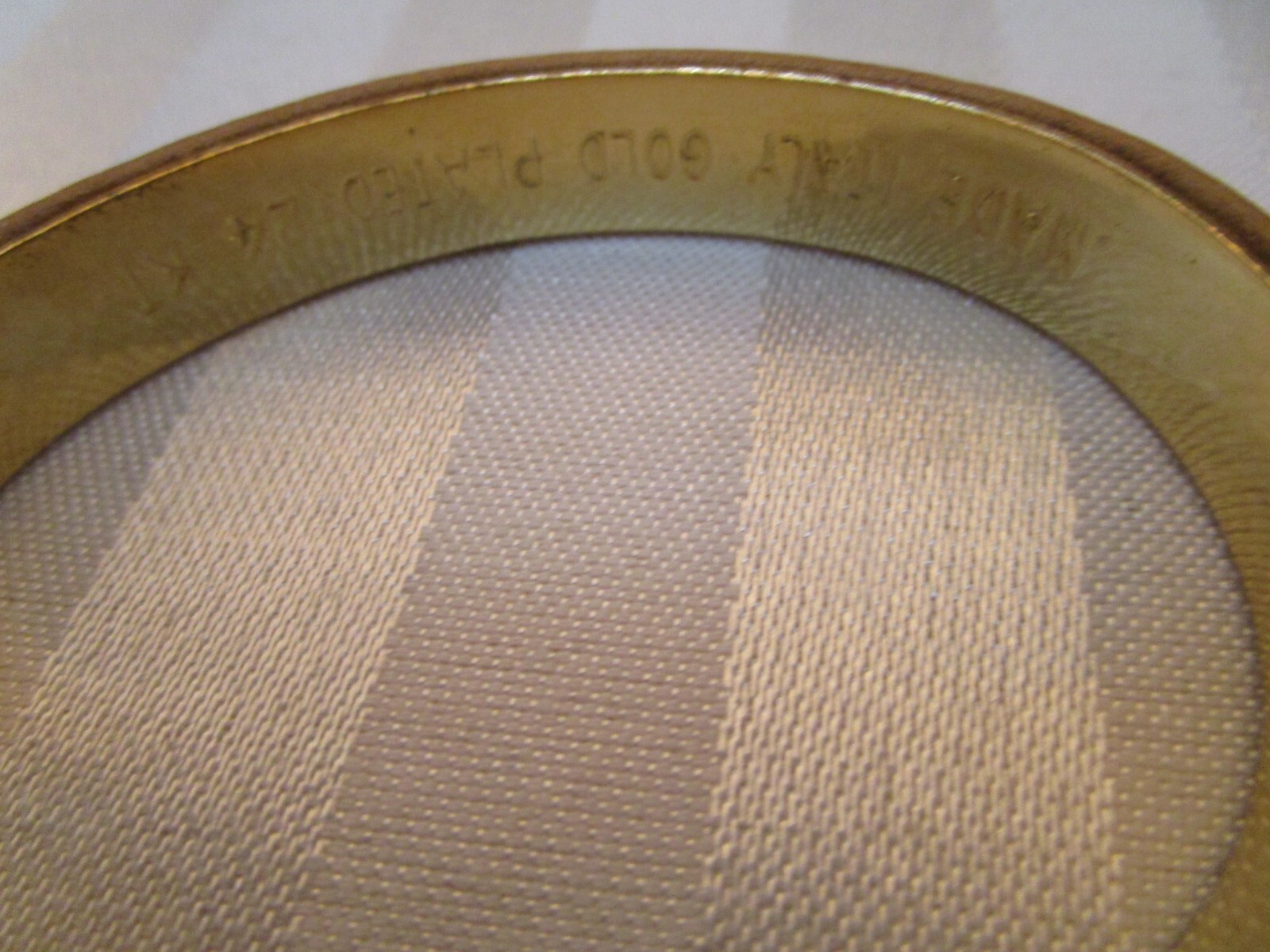VINTAGE 24 KT GOLD PLATED MADE IN ITALY LEATHER HINGED 7 1/2 CUFF BRACELET