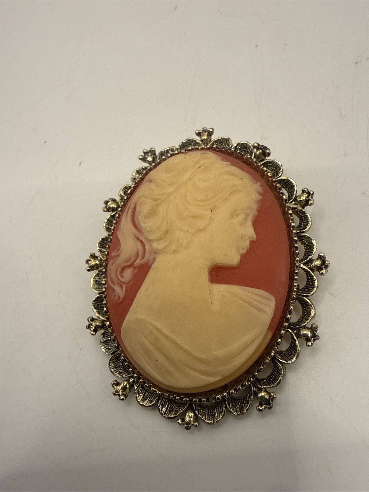 Vintage Gold Tone Cameo Woman Brooch Pin Cream Lady on Orange Back Signed Gerrys