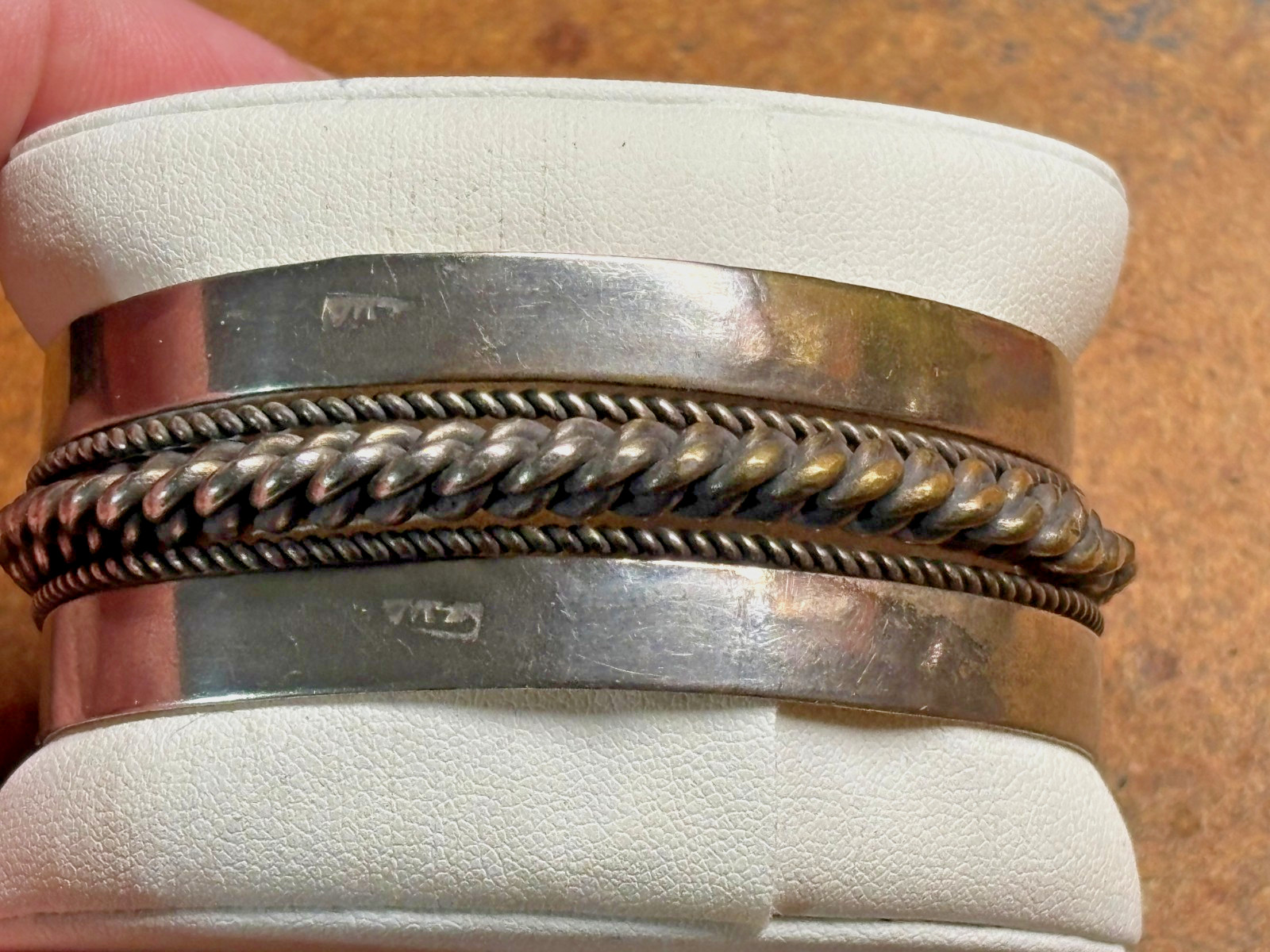 DESIGNER MARK silver tone brass EGYPTIAN Revival BEDOUIN CUFF Bangle Bracelet #2