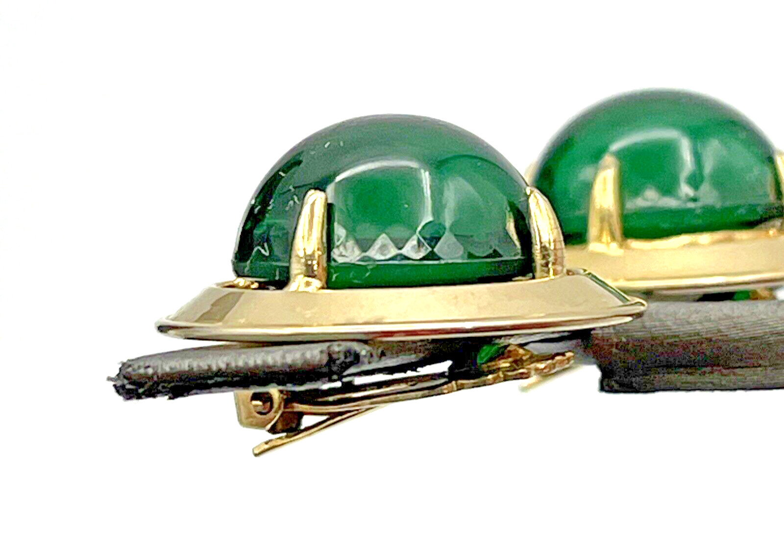 Vintage Green Gripoix Glass Cabochon Clip-on Earrings Gold Tone 1.25″