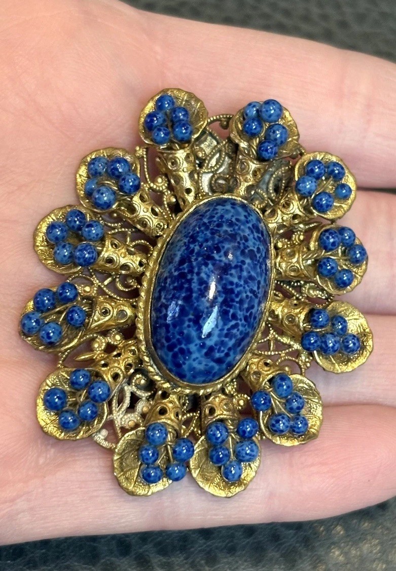 Vintage Large Faux Lapis Wire Beads Gold Tone Filigree Fur Clip Brooch