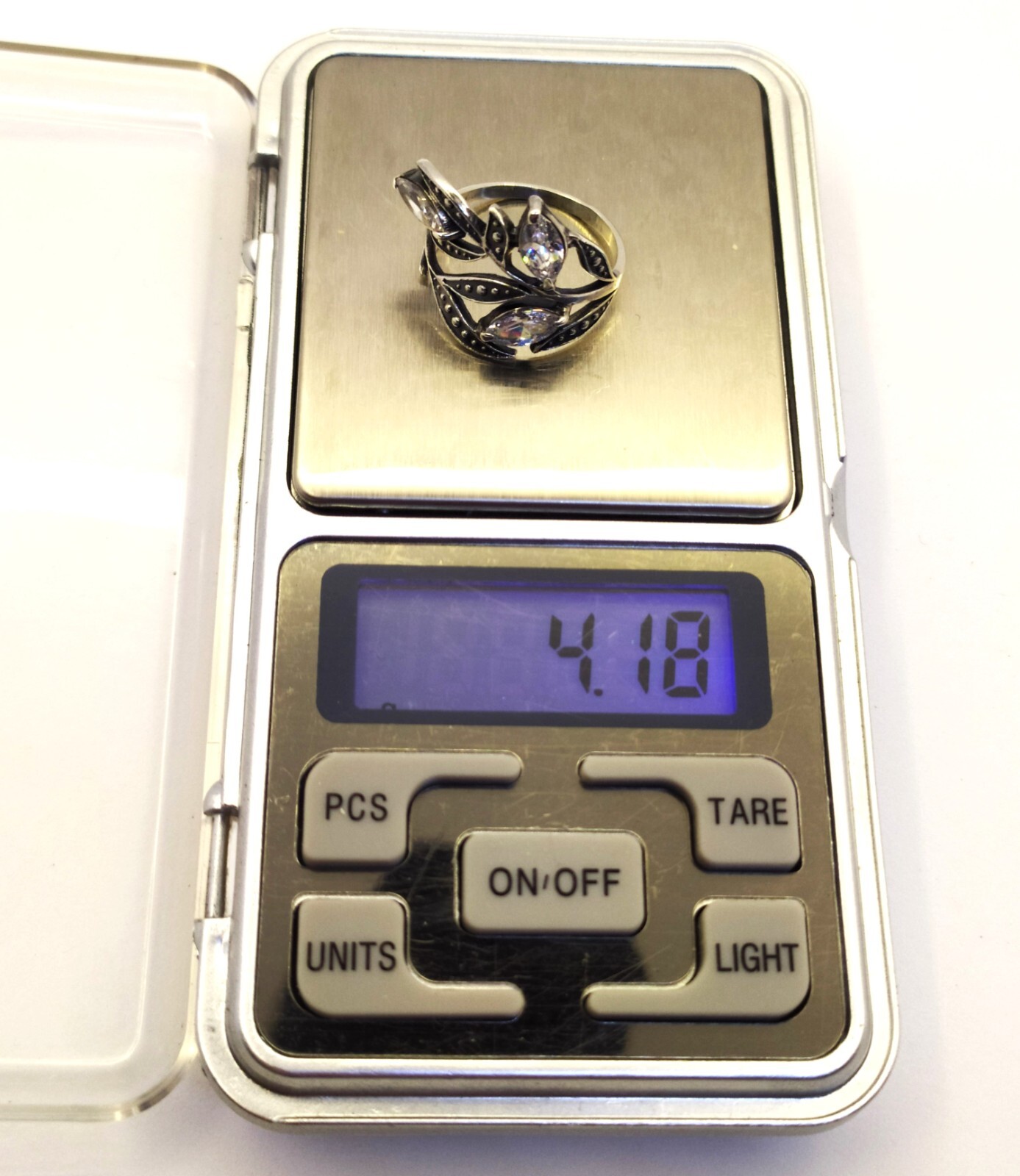 Vintage Luxury RING Silver 925 with Bright Stones -size: 8.25US (18.5mm) | #59