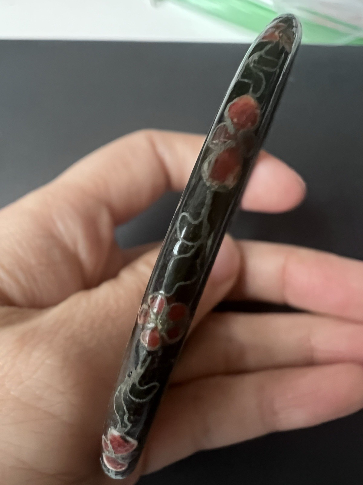 Vintage Black Enamel Floral Bangle Bracelet Round Flowers & Plants Theme