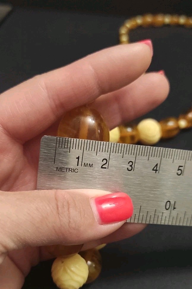 Antique Vintage Amber Bakelite Beads Necklace 64 grams