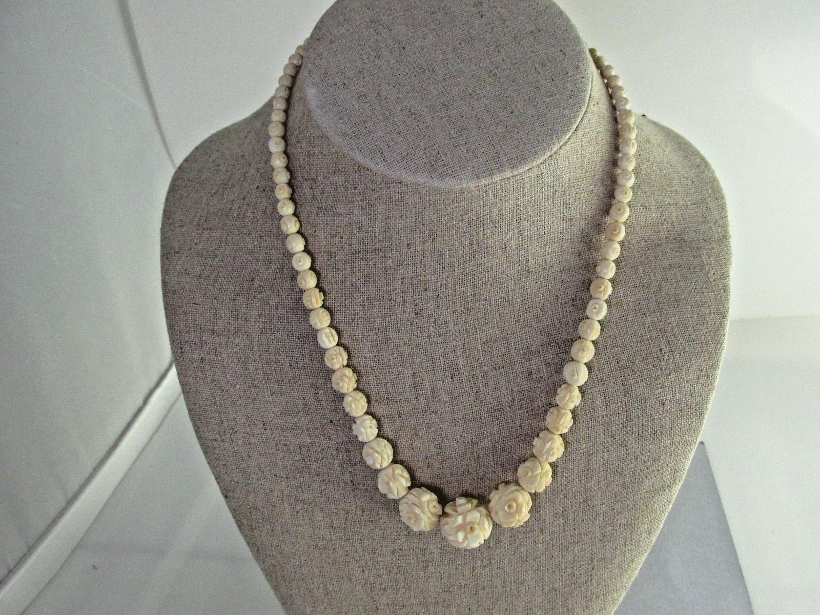 Vintage Celluloid Graduated Carved Rose Bead Necklace 18″ Popcorn Boho Granny