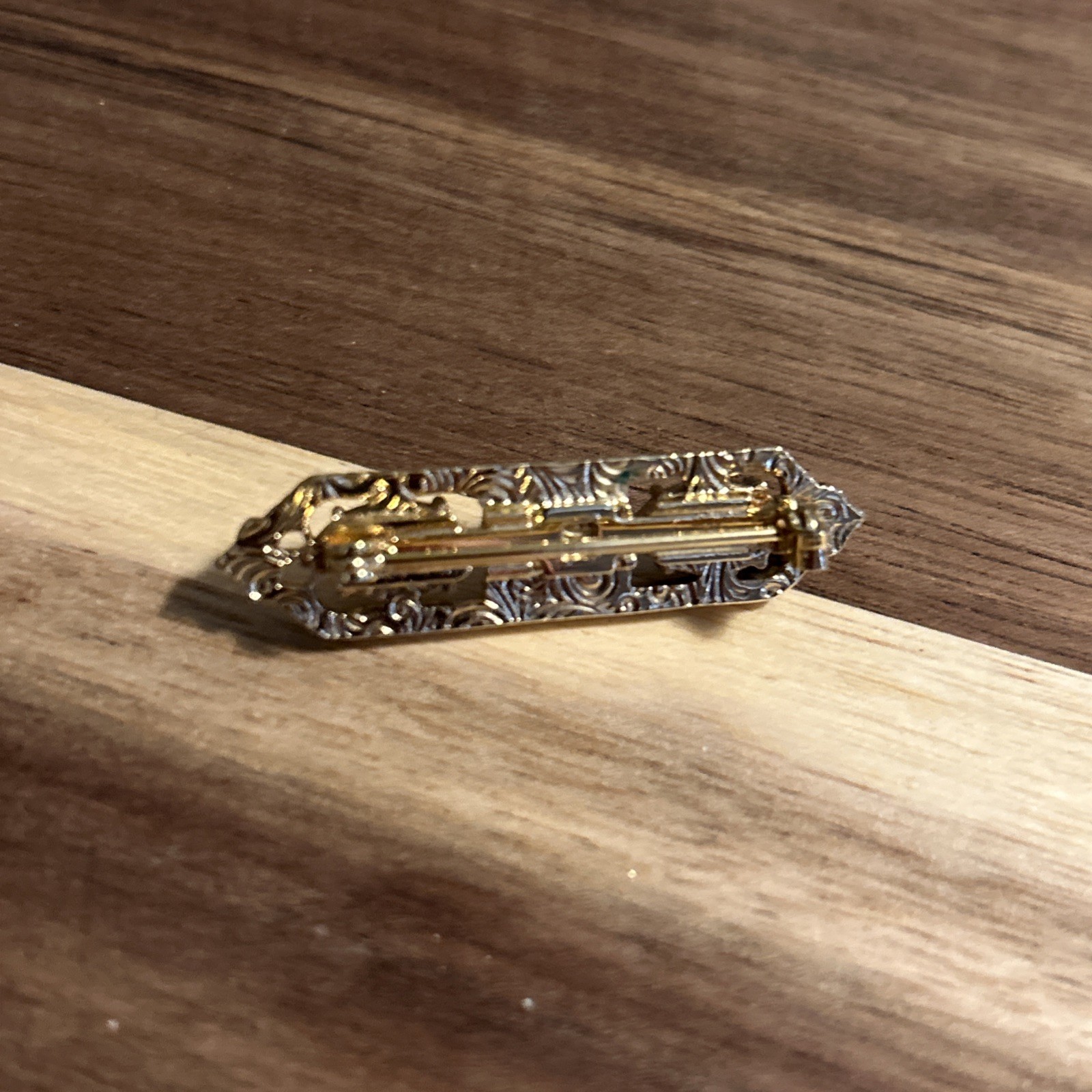 Vintage Faux Pearl and Gold Tone Pin Brooch About 1 3/4 Inches Long