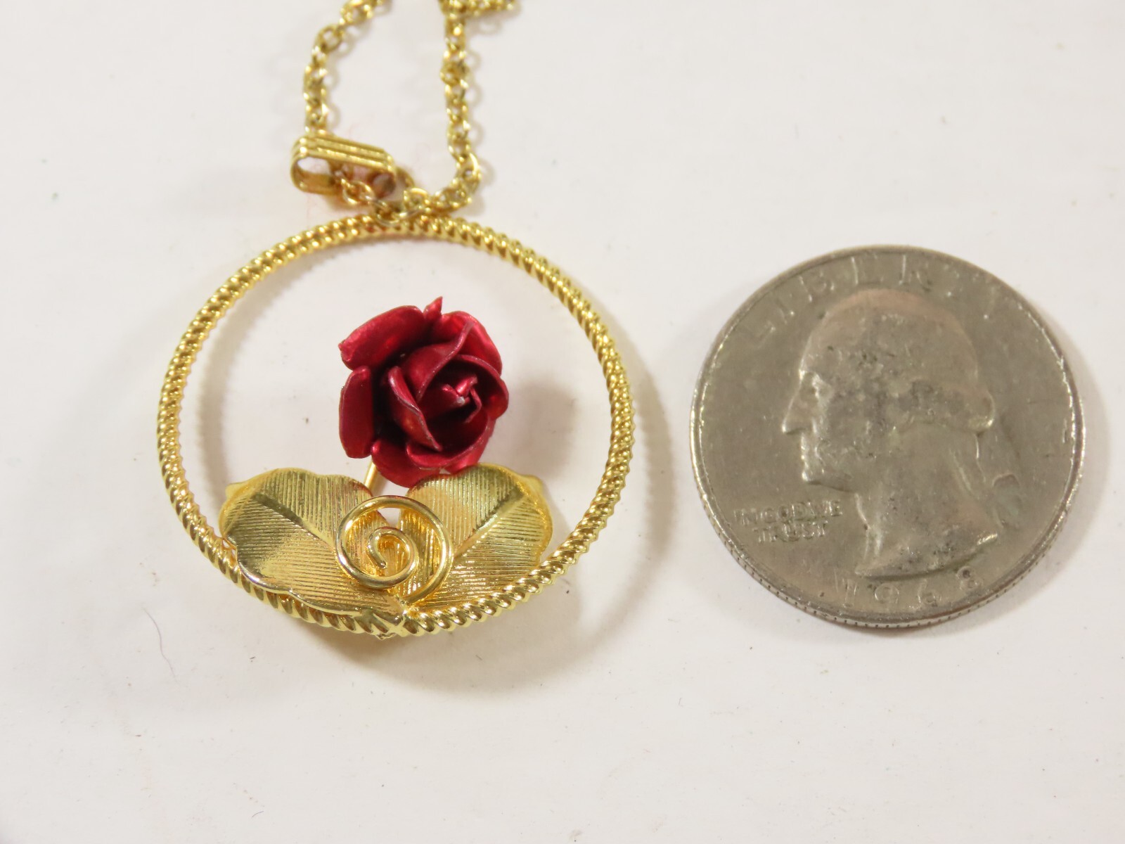 Enamel Rose Flower Necklace Vintage Red Gold Tone C3160