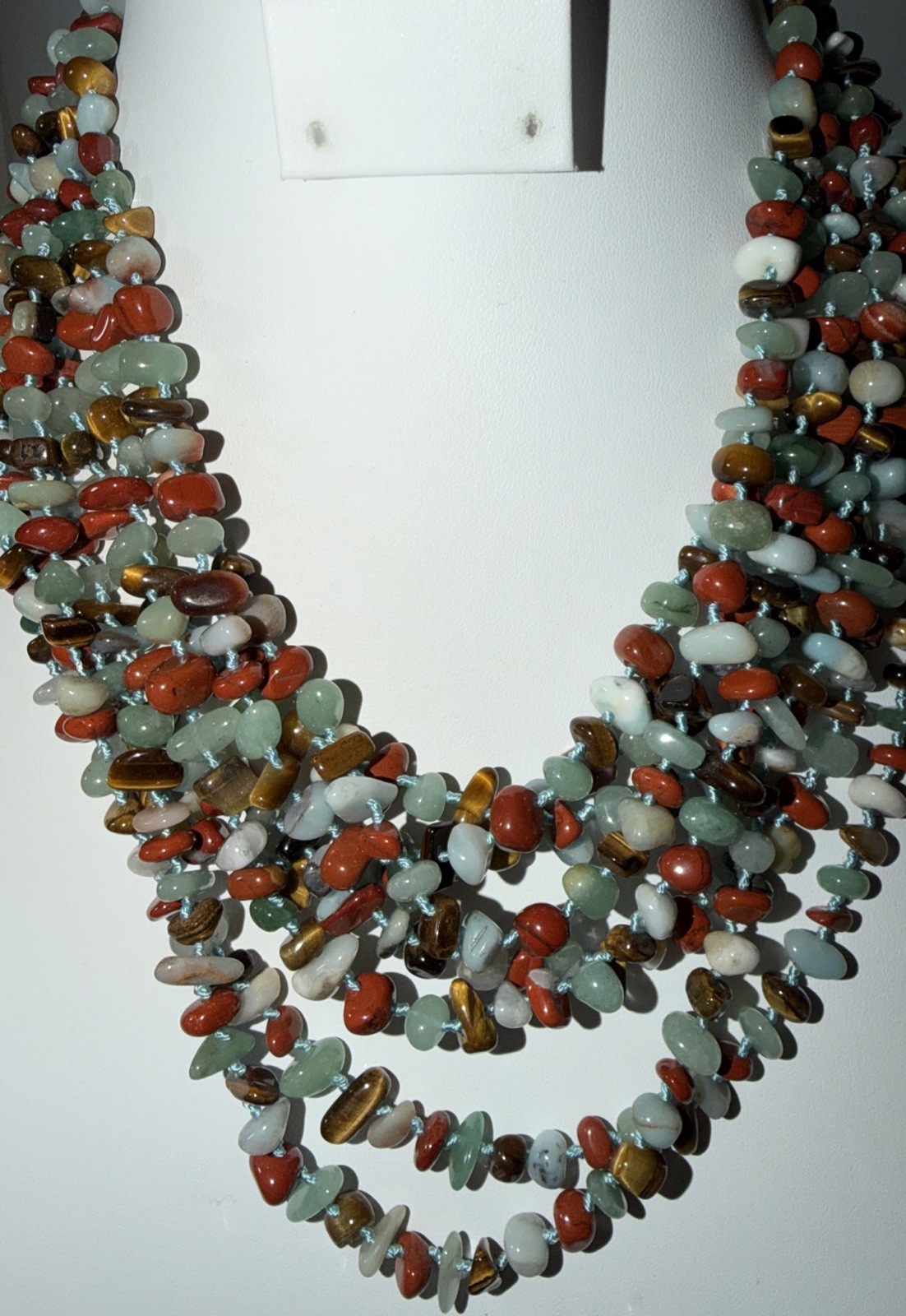 Vtg Multi strand(8)Natural Jade,Tigers Eye,& Jasper Chip Bead Necklace Hand Knot