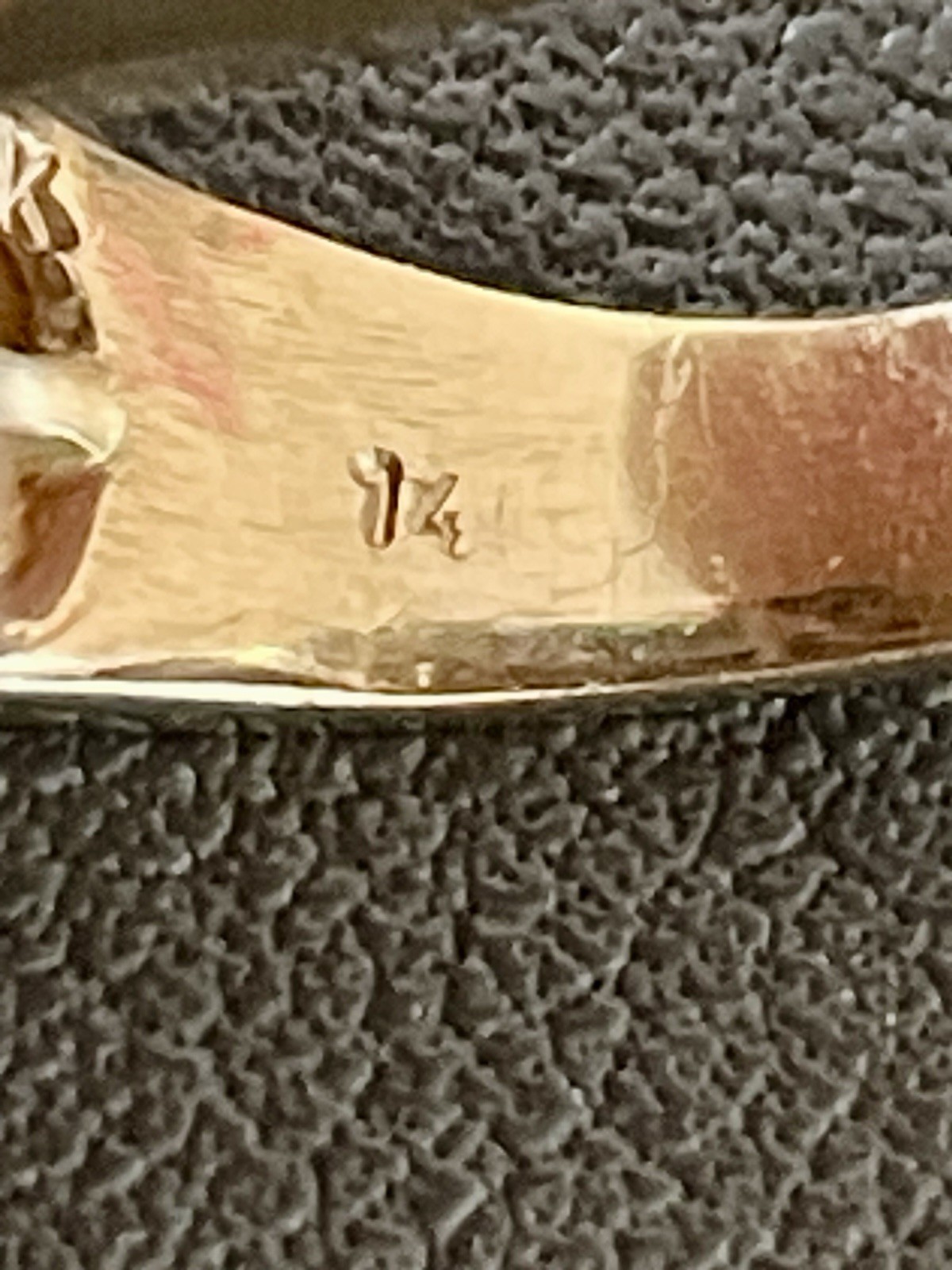 14K Yellow Gold 2.00CTW Champagne and White Diamond Ring. Size 7 (S45)