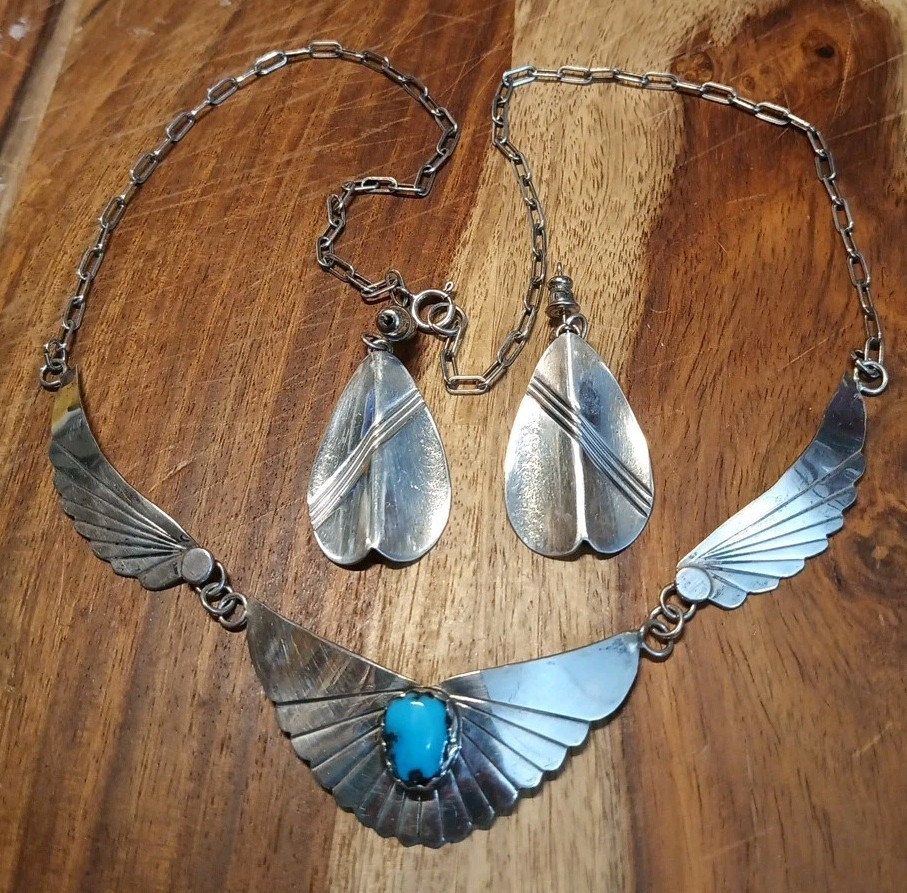 TURQUOISE NAVAJO STERLING SILVER FEATHER NECKLACE & EARRINGS