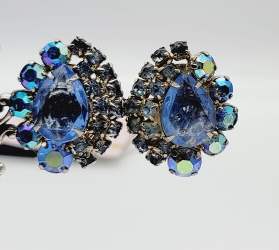 Ice Blue Crystal Silver Tone Clip Earrings Aurora Borealis AB Vintage 1.25 in