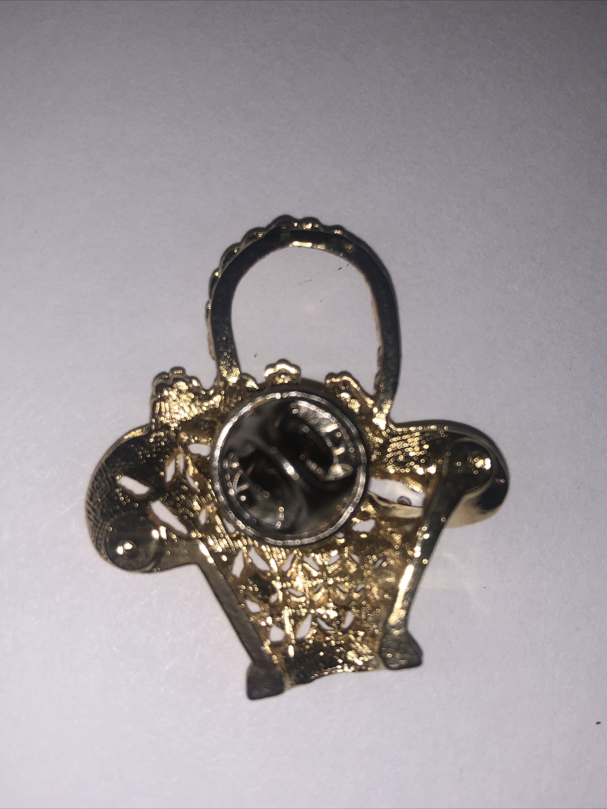 Vintage flower basket brooch pin gold toned multi color Gardener Floral