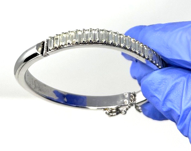 Vintage Rhinestone Baguette Bangle Bracelet Silver Hinged Oval XS 6″ Small Wrist