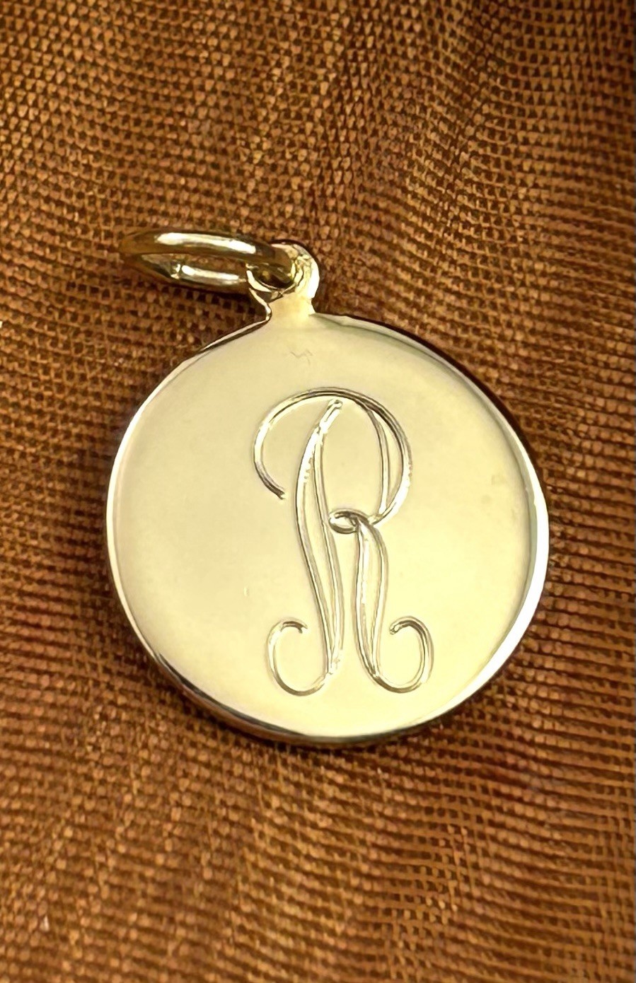 Vintage Initial R Charm Dainty Pendant Etched Gold Plated Metal Vintage Jewelry