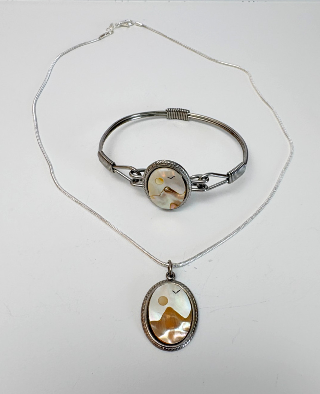 VTG MOP Abalone Mountain Scene Hinged Bracelet & Pendant w/ .925 Silver Necklace