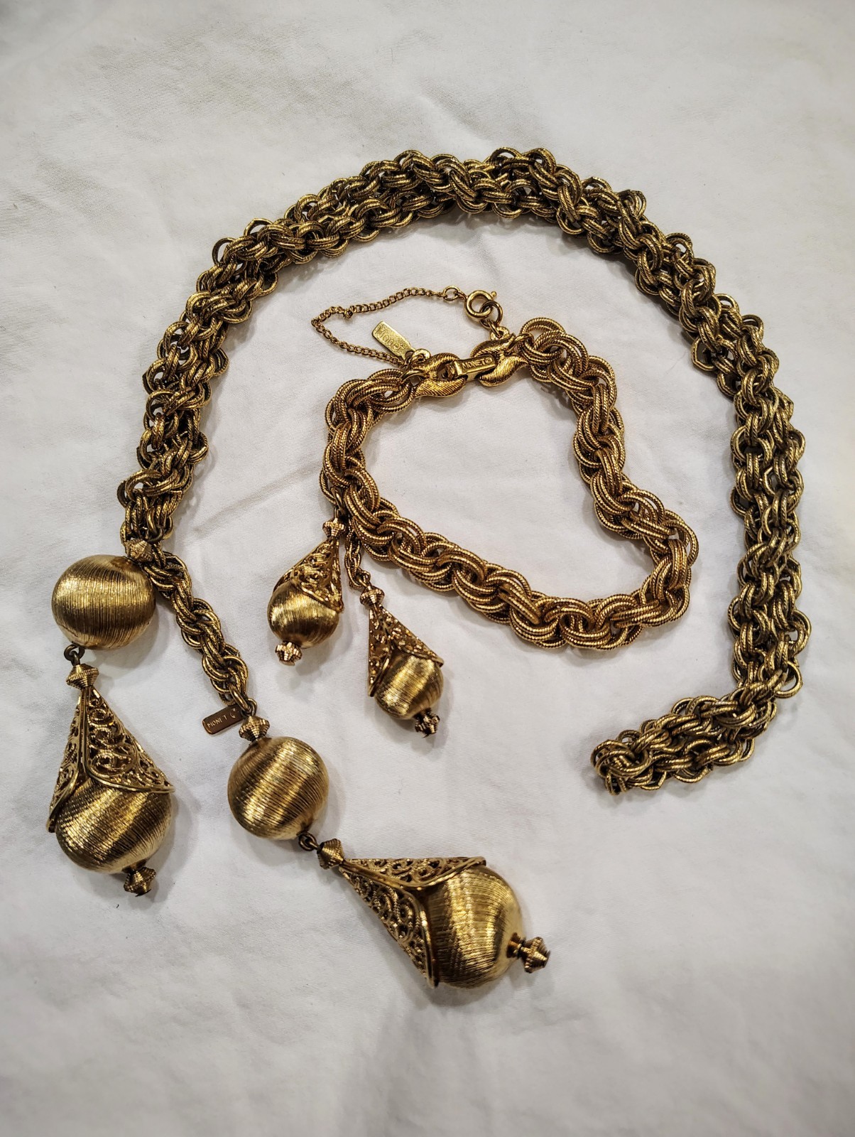Vintage 1961 Signed Monet Bolero Necklace & Bracelet Jewelry Set for Collectors