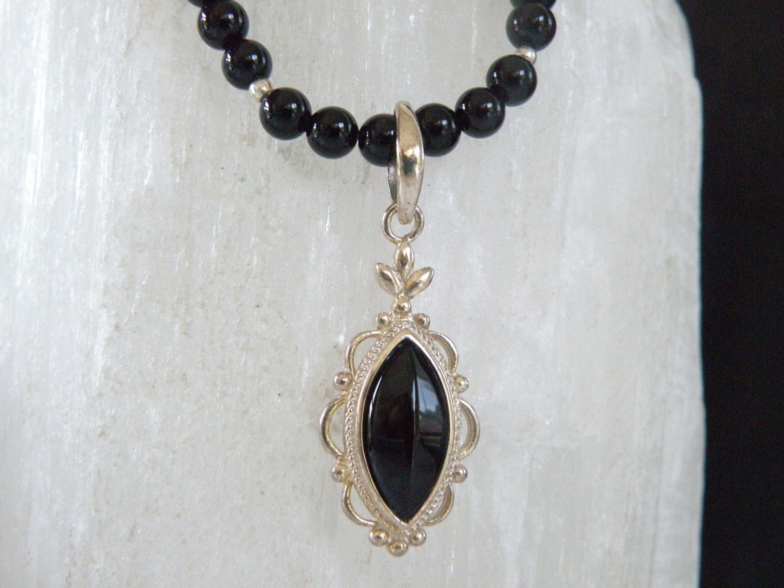 Vintage Sterling Silver 925 Black Onyx Station Bead Necklace