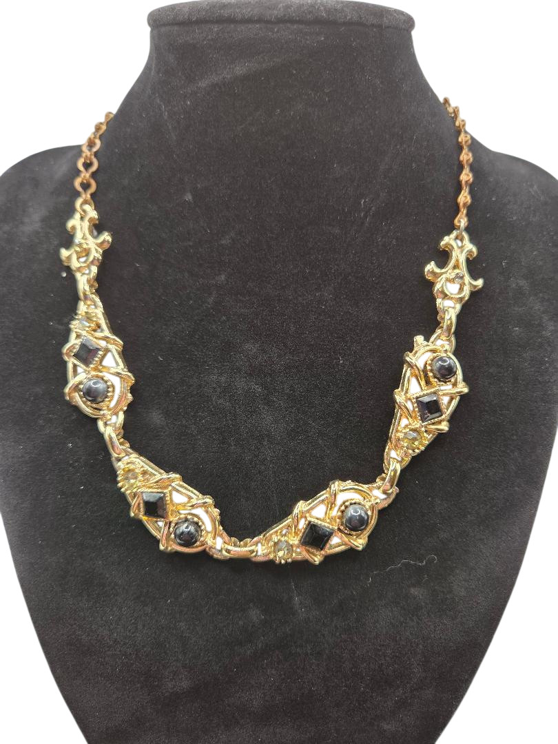 Gold‑Tone Filigree Necklace Ornate Links Black Glass Unmarked Statement Piece