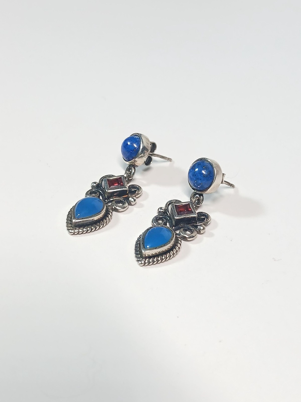 Vintage Sterling Silver 925 Thai Blue Iolite Lapis Lazuli Garnet Dangle Earrings