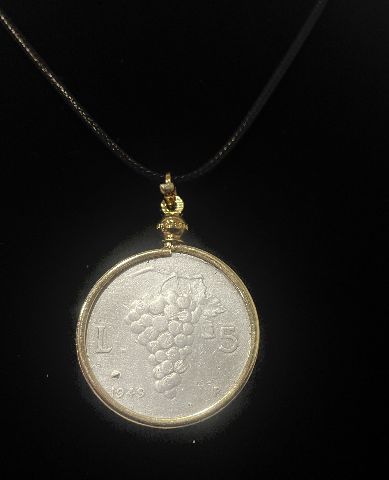 1949 Italy 5 Lire Grape Female Head Aluminium Coin 2.5g 26.7m Pendant Necklace
