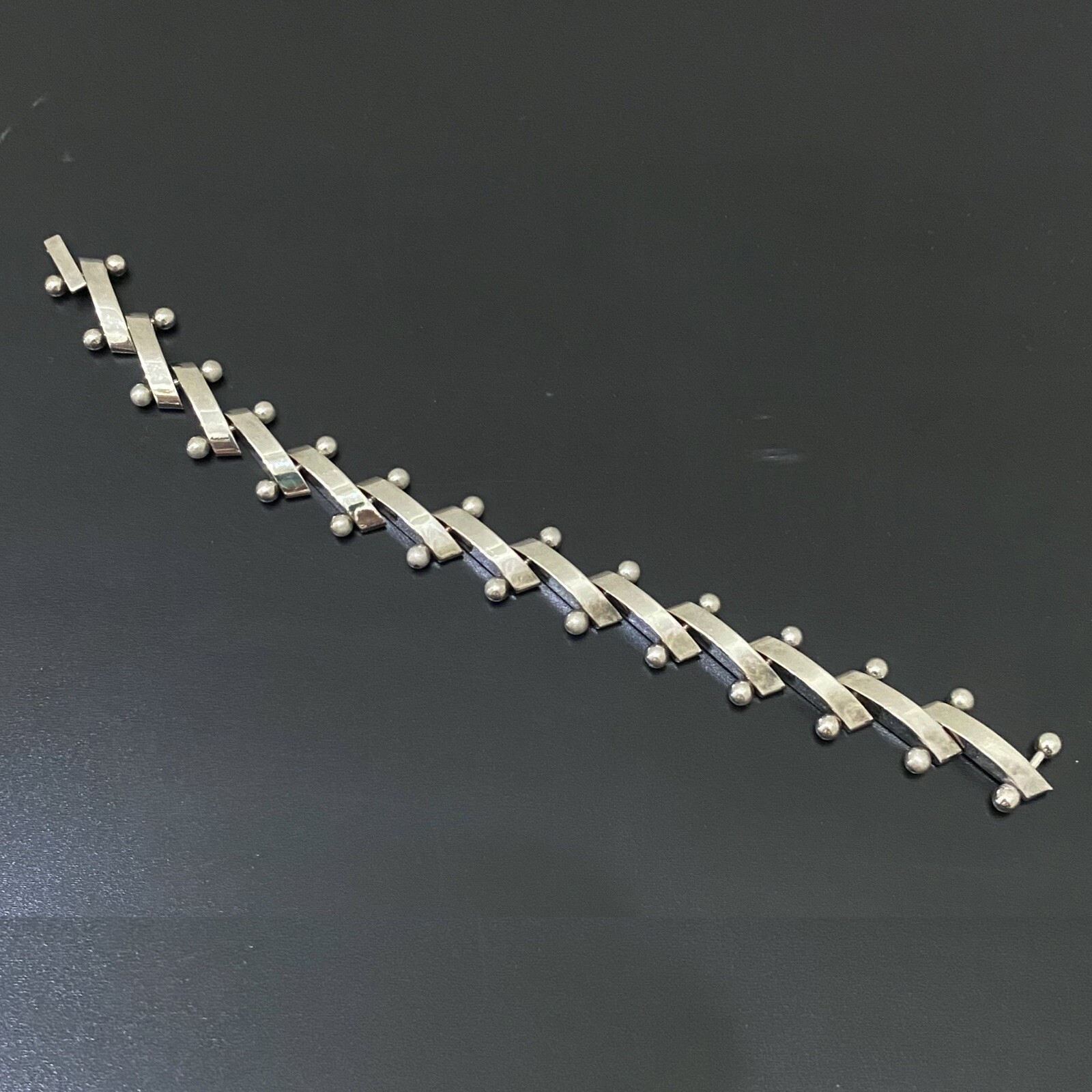 Vintage Silver-plated Modernist Ball Bolt Bar DNA Link Bracelet 44g.