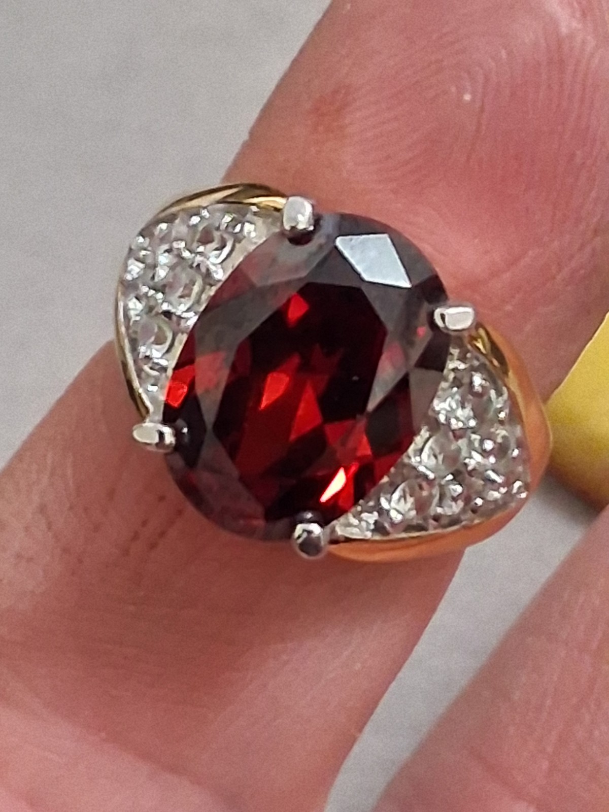 Deep red oval glass halo CZ accent ring, gold-tone, art deco style SZ 5.75