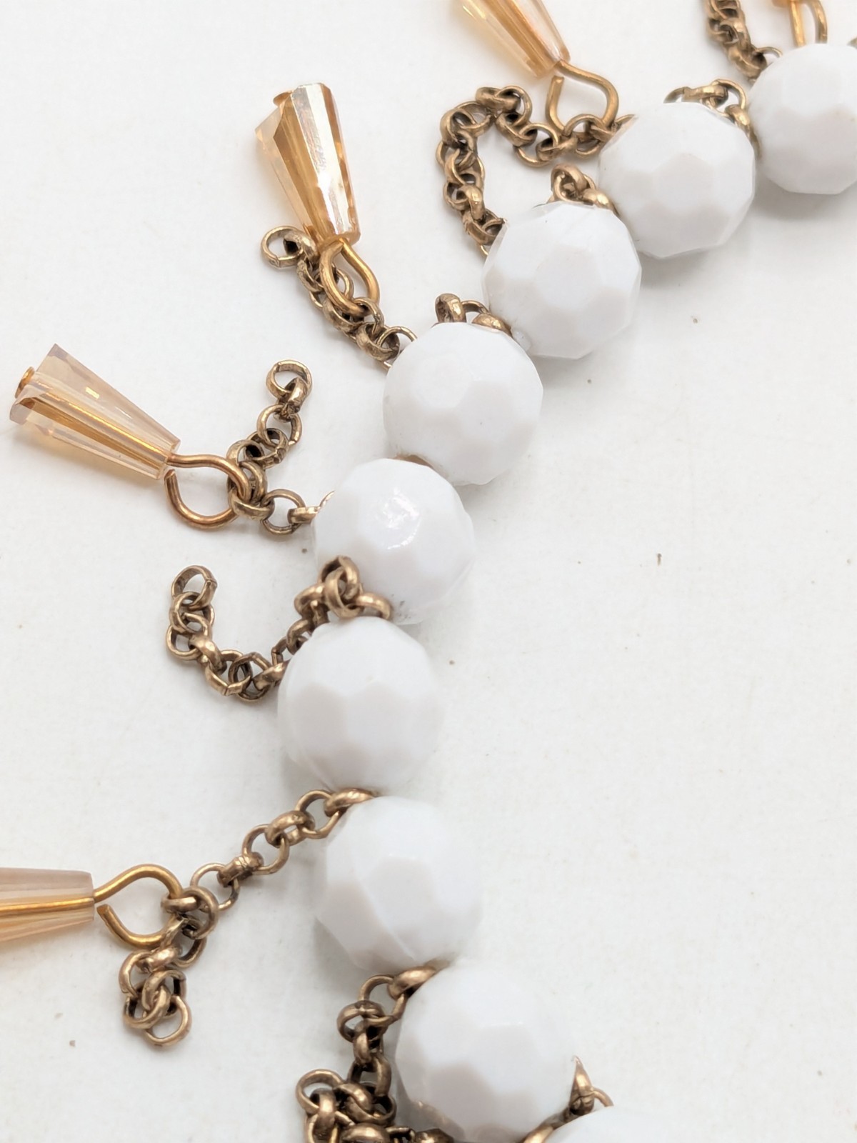 Vintage Gold Tone White Beaded Bracelet with Champagne Color Dangles