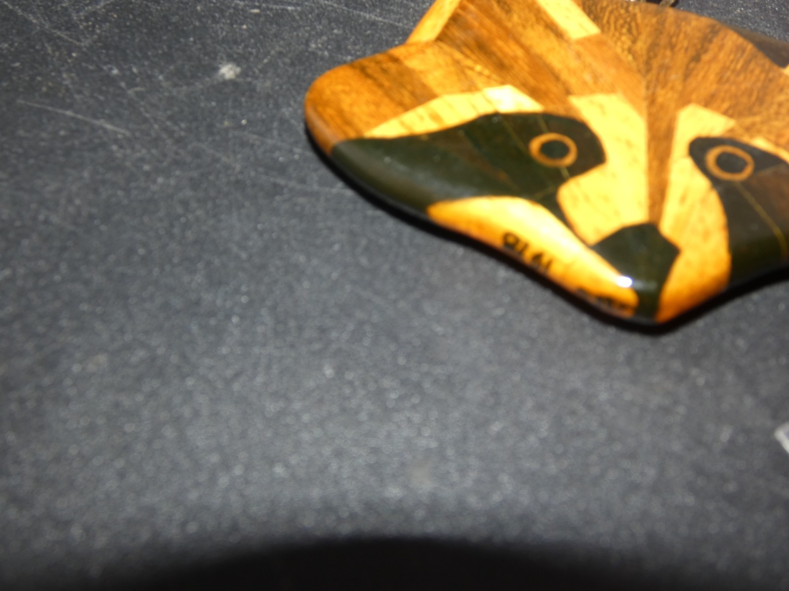 RARE Vintage 1978 SIGNED WOODEN LAMINATED RACCON HEAD PENDANT