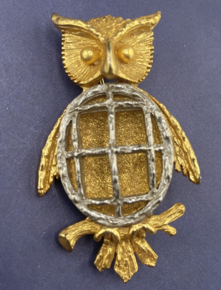 Vintage Whimsical Owl Fancy Brooch Collar Pin Openwork Bird Two Tone