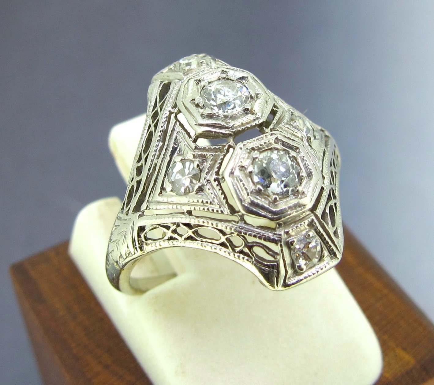 .28 ctw Diamonds Antique Platinum Art Deco Filigree Cocktail Ring Size 3.75