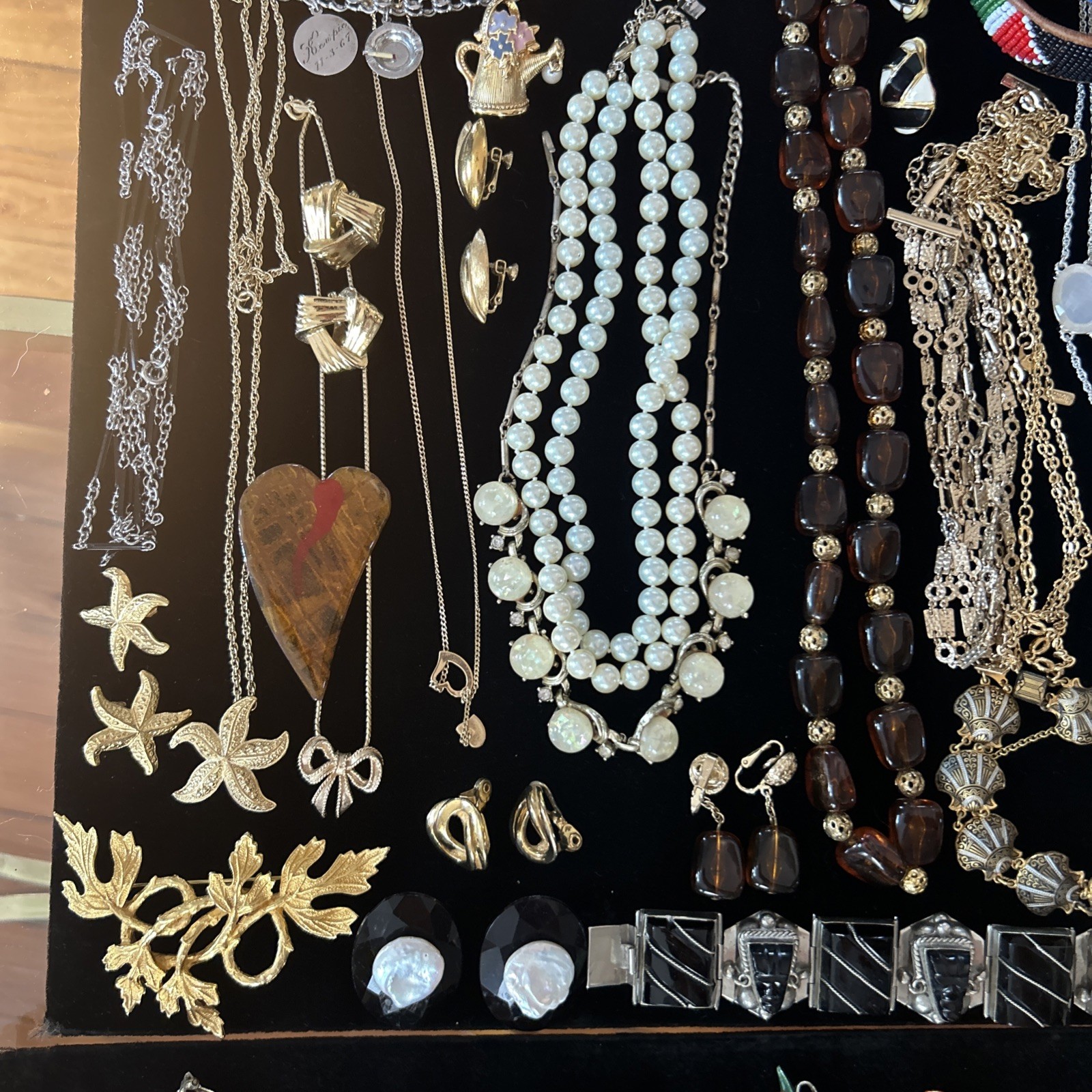 80 Vintage lot jewelry unbranded wearable Trifari Monet Coro Avon Italy Marvella
