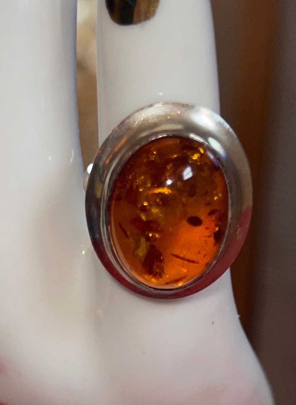 Amber Huge Stone Ring Size 2 Vintage 1980’s Fab Inclusions GLOWS! Unmarked