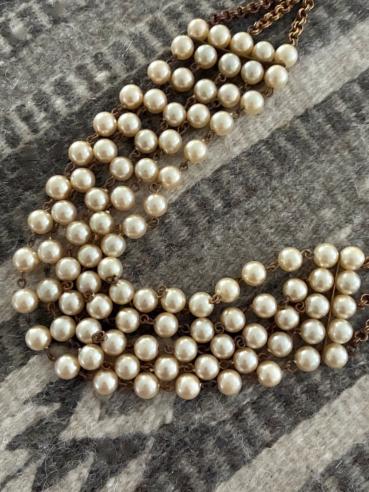 EARLY 1940s MIRIAM HASKELL PEARL NECKLACE Unsigned