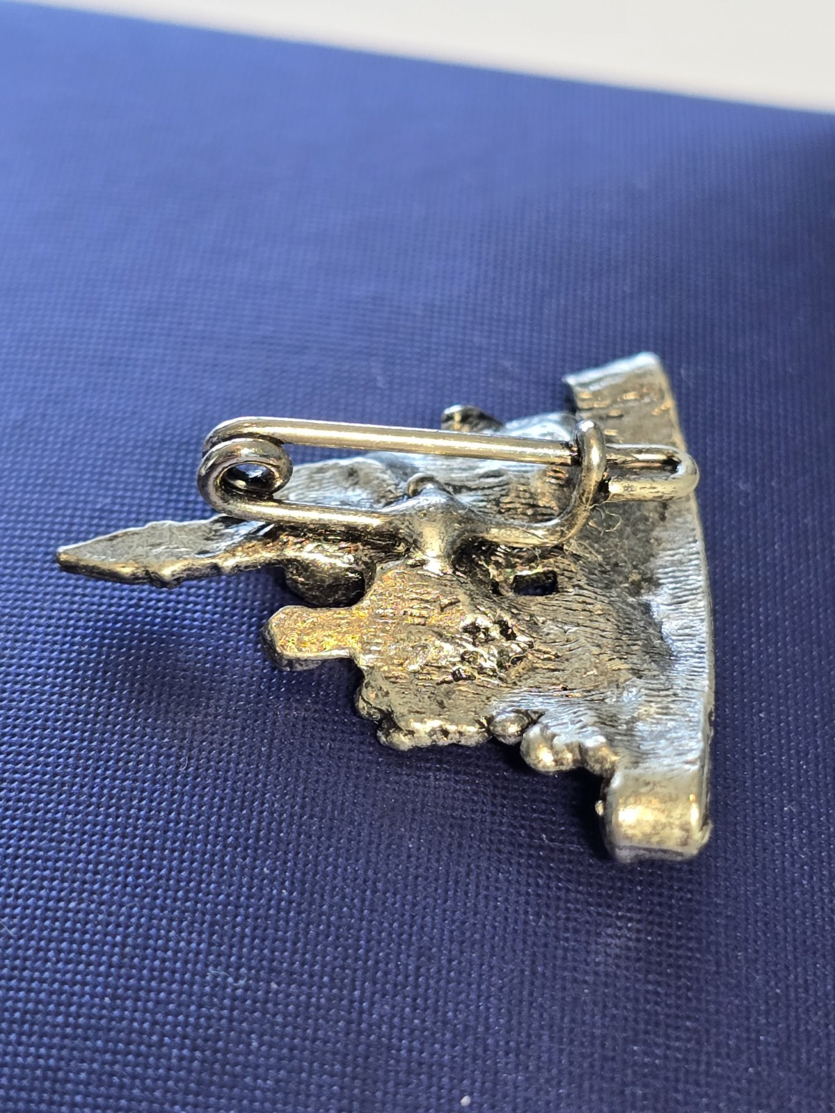Vintage Neuschwanstein Castle Brooch Pin Hat Jacket Lapel Collectible Souvenir