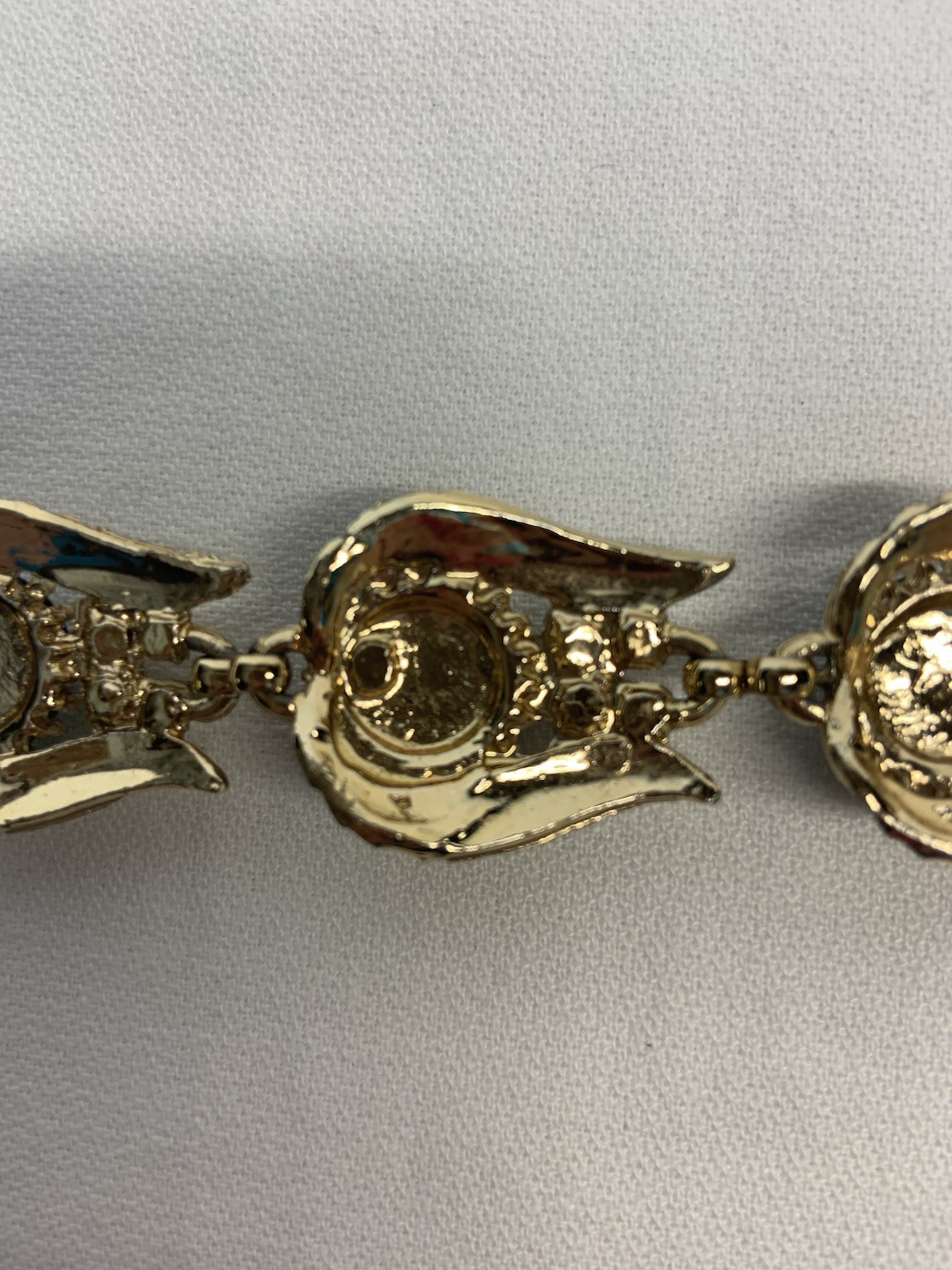 Sarah Cov.Bracelet W/Green Glass cabochon stones&small faux pearls, Goldtone,60s