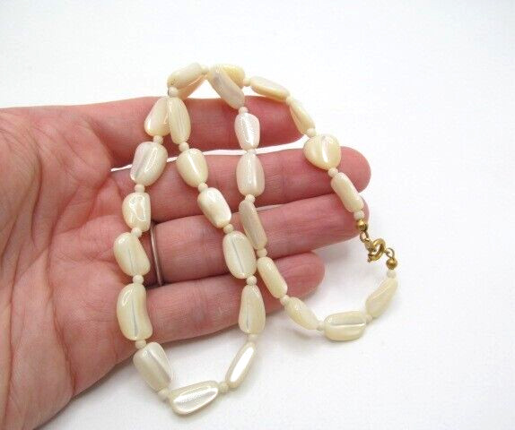 Vintage Japan Iridescent White Mother of Pearl 8.75mm Barrel Necklace 17.5 In