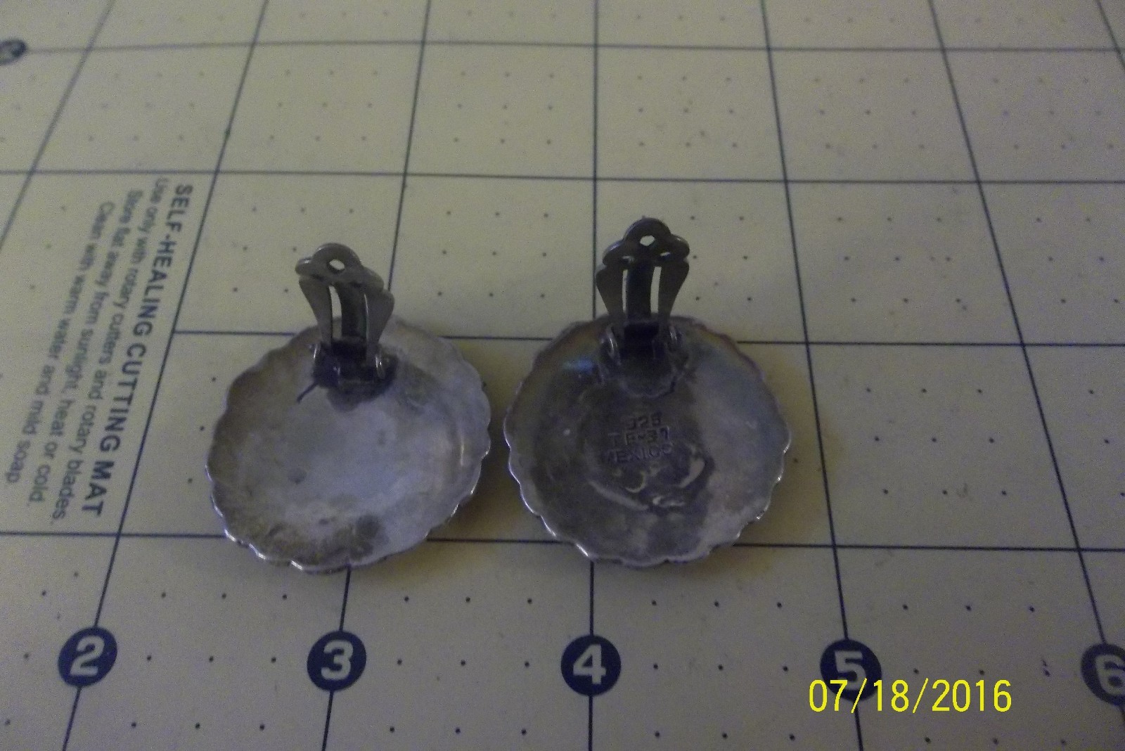Vintage Sterling Silver Mexico Aztec Mayan Calendar Clip-On Earrings a53
