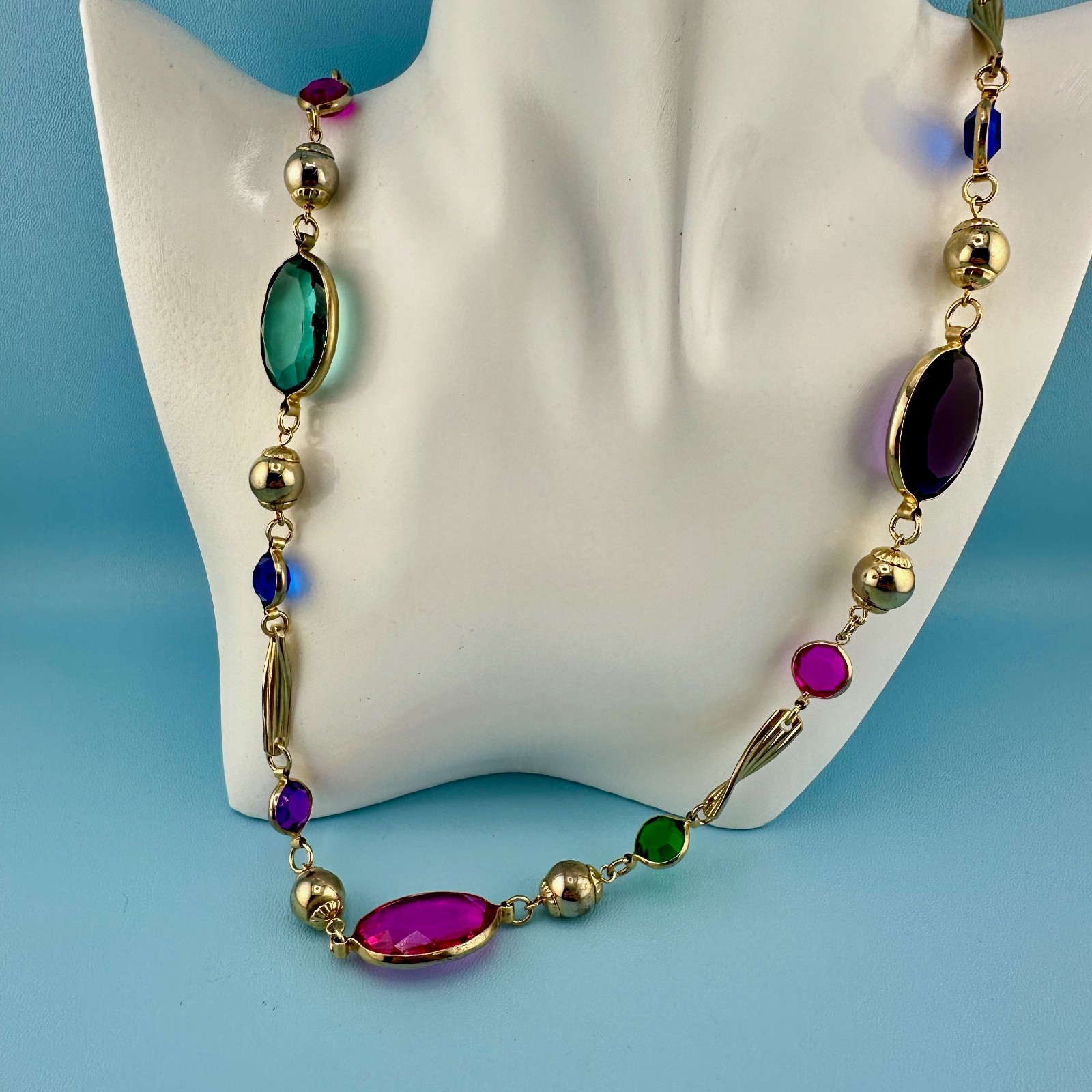 Vintage Open Bezel Lucite Necklace Gold Tone Multicolor Oval Round Faceted