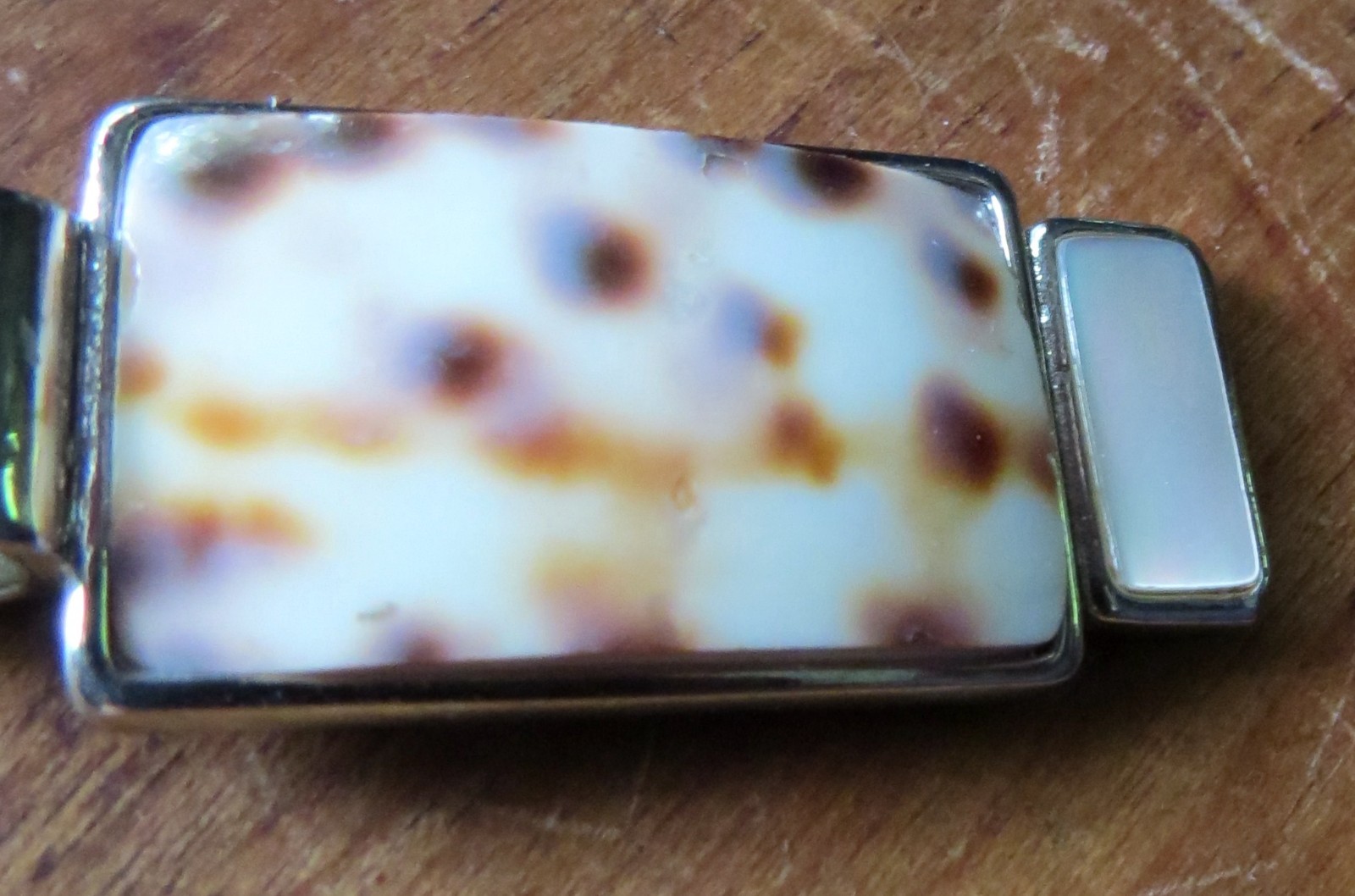 Vintage Lia Sophia Silver Tone Slide Pendant Leopard Pattern Cowrie Shell & MOP