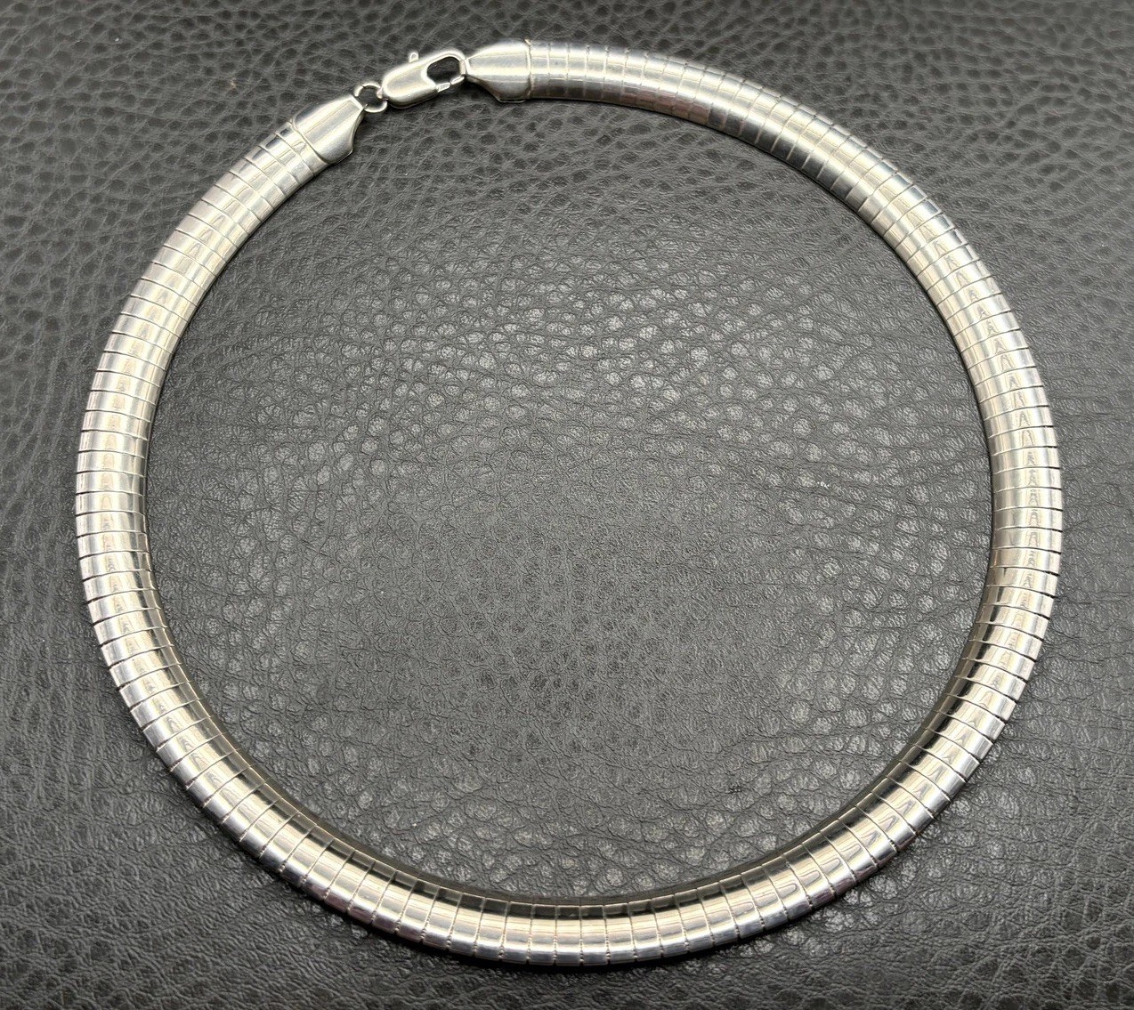 Vintage Thick Silver 9.5MM Omega Necklace Collar Chain 16.5” Lobster Clasp