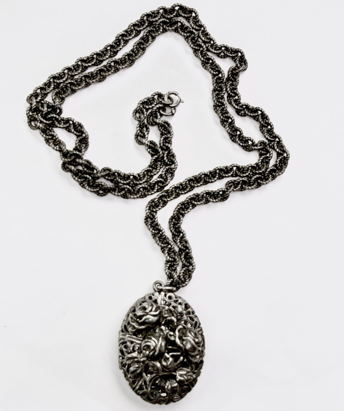 Vintage Napier Locket , Roses 1971 Filigree Long 29″ Dark Silver Tone READ